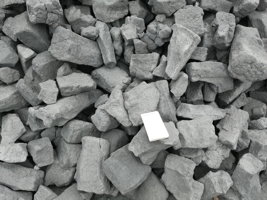 Niedriger Steinkohlenkoks-Mineral-7400kj/Kg Heizwert der Schwefel-Asche-8% kleines Porocity